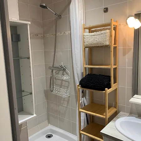 Fleur Australe Apartman *